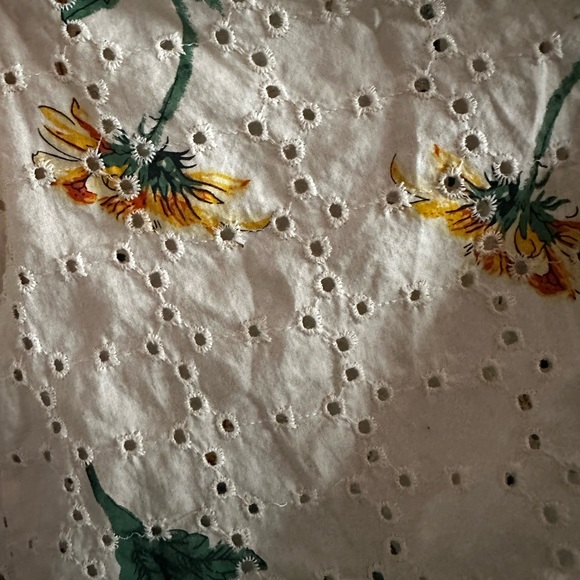 Madewell Cream Floral Eyelet Blouse - Picture 4 of 6